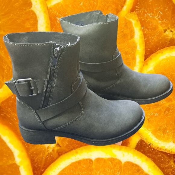 Rocket Dog Gray Boots with Zippers and Buckles Size 7‎ Woman - Picture 1 of 9